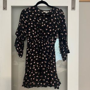 Navy floral flutter elbow sleeve